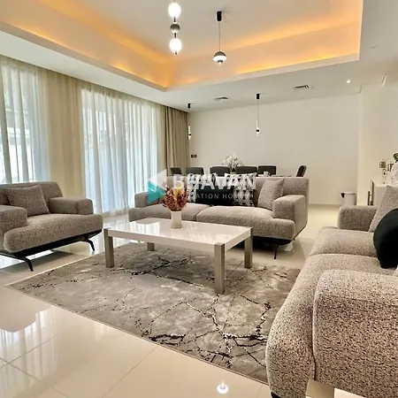 Calm Chaos 4 Bedroom Villa With Maid Room In Damac Hills 2 By Bhavan Vacation Homes Dubai Exterior photo