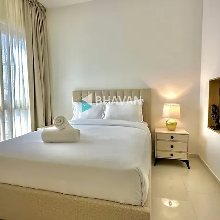 Calm Chaos 4 Bedroom Villa With Maid Room In Damac Hills 2 By Bhavan Vacation Homes Dubai Exterior photo