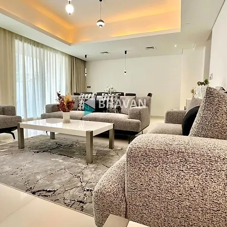 Calm Chaos 4 Bedroom Villa With Maid Room In Damac Hills 2 By Bhavan Vacation Homes Dubai Exterior photo