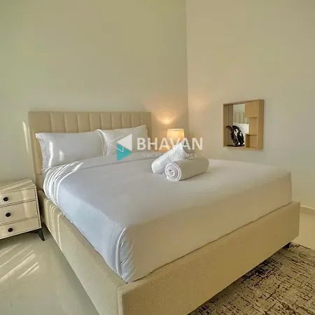 Calm Chaos 4 Bedroom Villa With Maid Room In Damac Hills 2 By Bhavan Vacation Homes Dubai Exterior photo